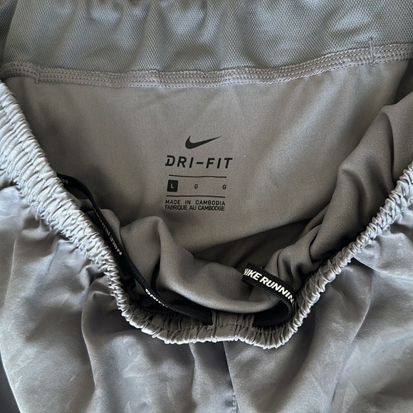 Grey Nike Running Shorts Large - Picture 3 of 3